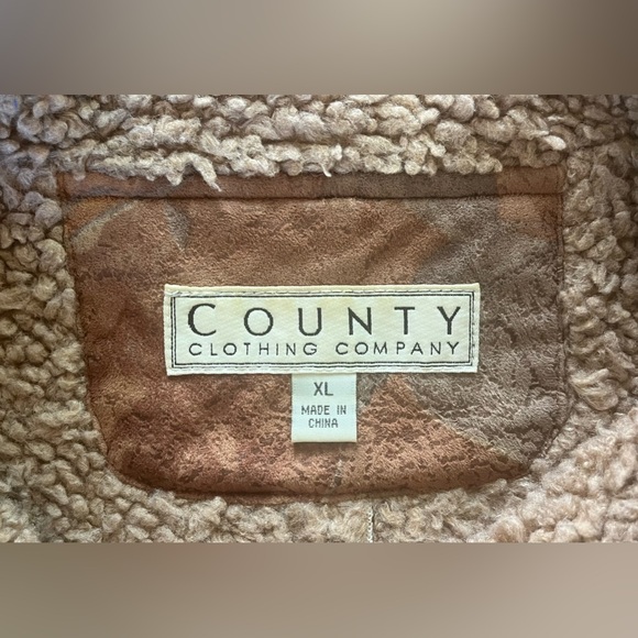 County Clothing Company Vest - Picture 13 of 15